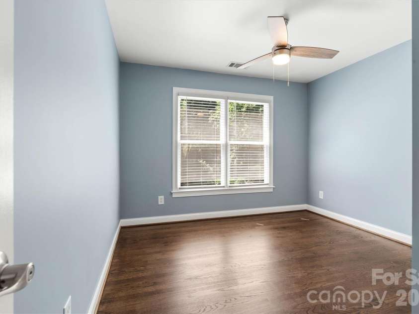 140 Foxfield Park Drive, Mooresville, NC 28115.  MLS# CAR4374750, YatesRealty ID 17530. 3rd Bedroom Second Floor