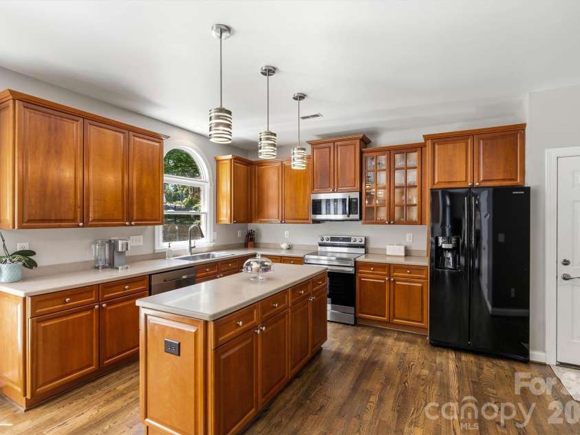 140 Foxfield Park Drive, Mooresville, NC 28115.  MLS# CAR4374750, YatesRealty ID 17530. 