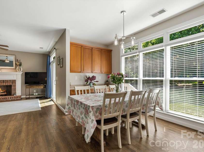 140 Foxfield Park Drive, Mooresville, NC 28115.  MLS# CAR4374750, YatesRealty ID 17530. 