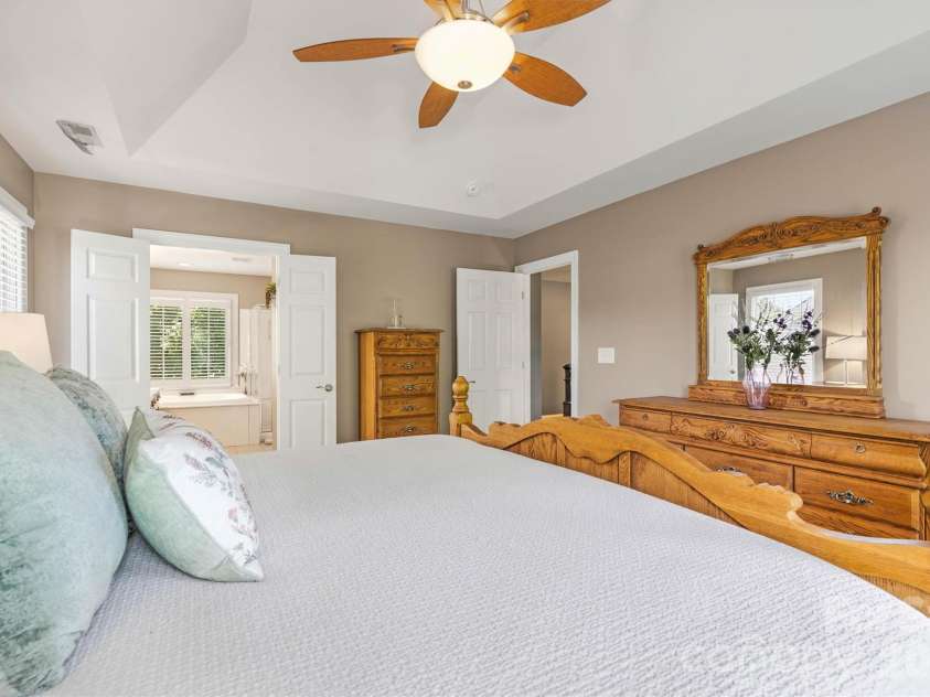 140 Foxfield Park Drive, Mooresville, NC 28115.  MLS# CAR4374750, YatesRealty ID 17530. Primary Suite Second Floor