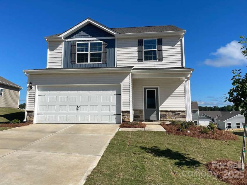 3350 Burberry Drive, Gastonia, NC 28052.  MLS# CAR4228744, YatesRealty ID 17532. Example of the Davidson floorplan to be finished in Aug 2025