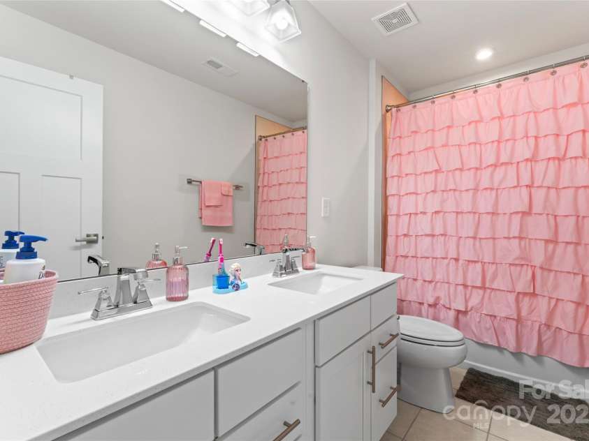 1409 Augustus Beamon Drive, Indian Trail, NC 28079.  MLS# CAR4241374, YatesRealty ID 17533. 2nd Bathroom