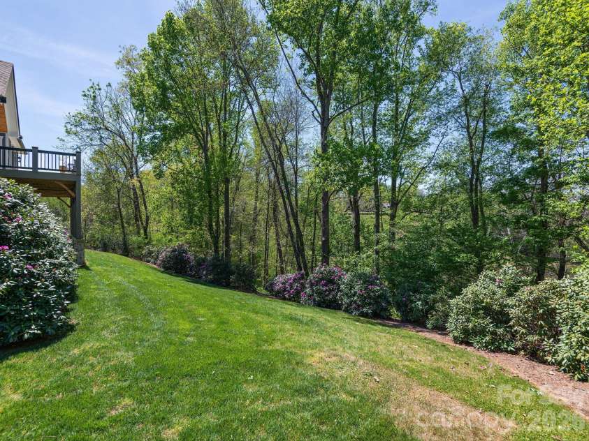 28 Falling Star Court, Fletcher, NC 28732.  MLS# CAR4375570, YatesRealty ID 17533. 