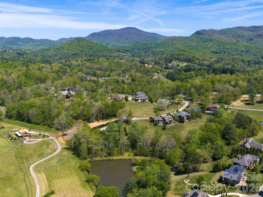 28 Falling Star Court, Fletcher, NC 28732.  MLS# CAR4375570, YatesRealty ID 17533. 
