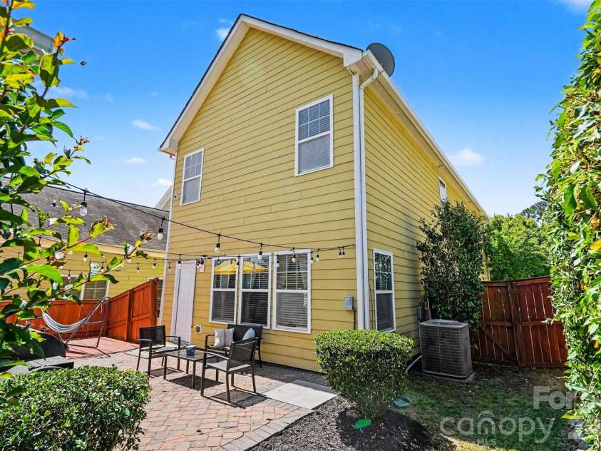 12521 Druids Glen Drive, Pineville, NC 28134.  MLS# CAR4372113, YatesRealty ID 17534. 
