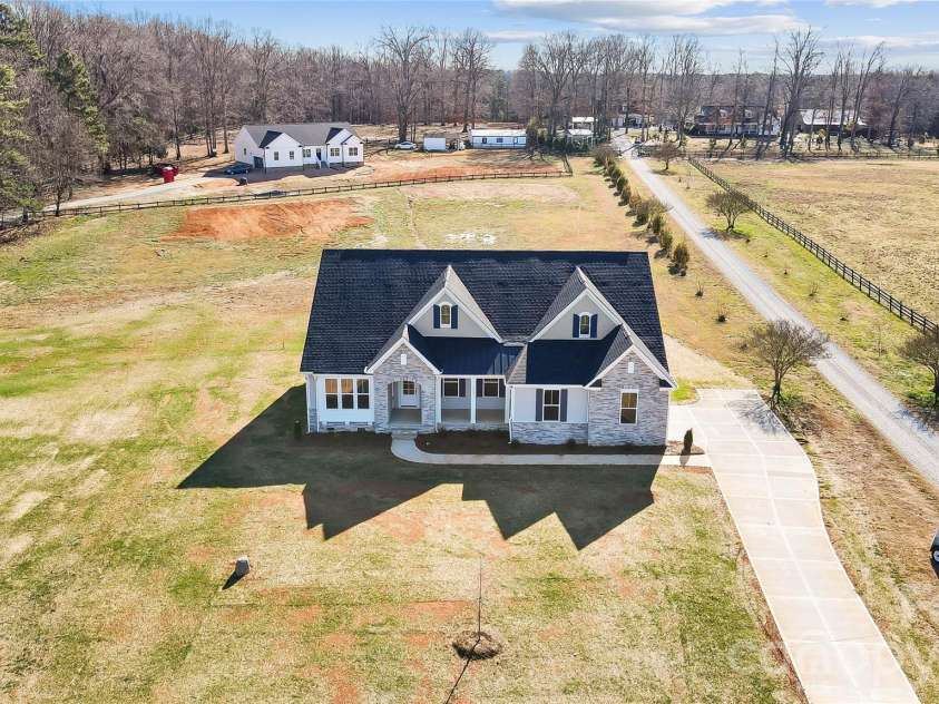 7517 Lancaster Highway, Waxhaw, NC 28173.  MLS# CAR4297536, YatesRealty ID 17535. 