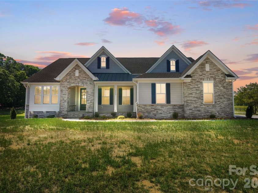 7517 Lancaster Highway, Waxhaw, NC 28173.  MLS# CAR4297536, YatesRealty ID 17535. 