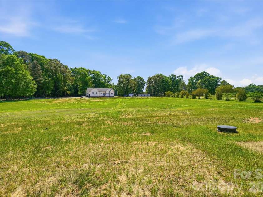 7517 Lancaster Highway, Waxhaw, NC 28173.  MLS# CAR4297536, YatesRealty ID 17535. 