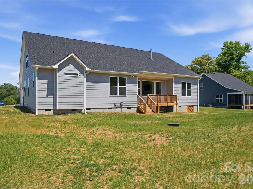 7517 Lancaster Highway, Waxhaw, NC 28173.  MLS# CAR4297536, YatesRealty ID 17535. 