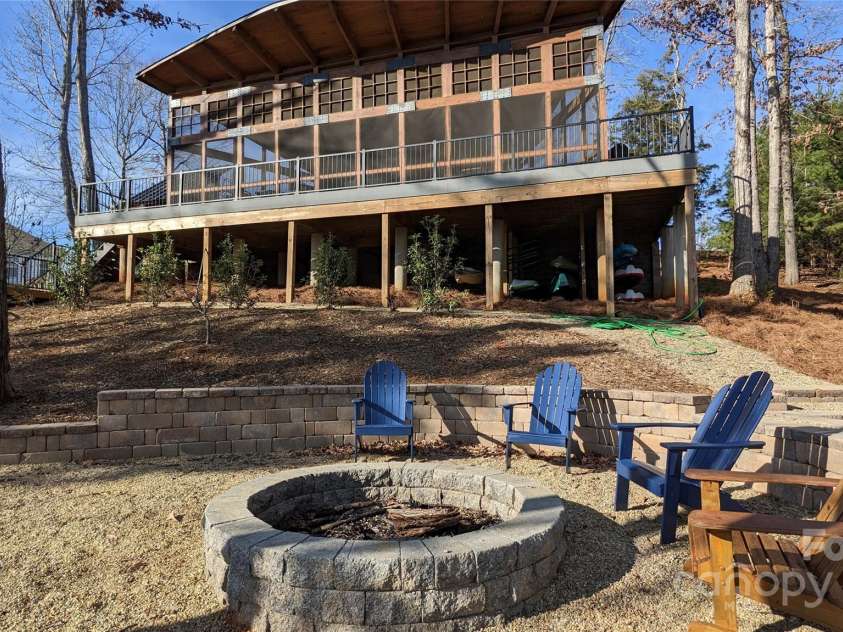 16142 Commodore Drive, Lancaster, SC 29720.  MLS# CAR4266577, YatesRealty ID 17536. Lake Front Shelter that can be rented