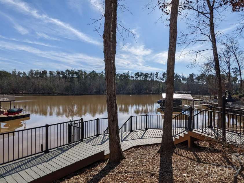 16142 Commodore Drive, Lancaster, SC 29720.  MLS# CAR4266577, YatesRealty ID 17536. Lake Shelter Area