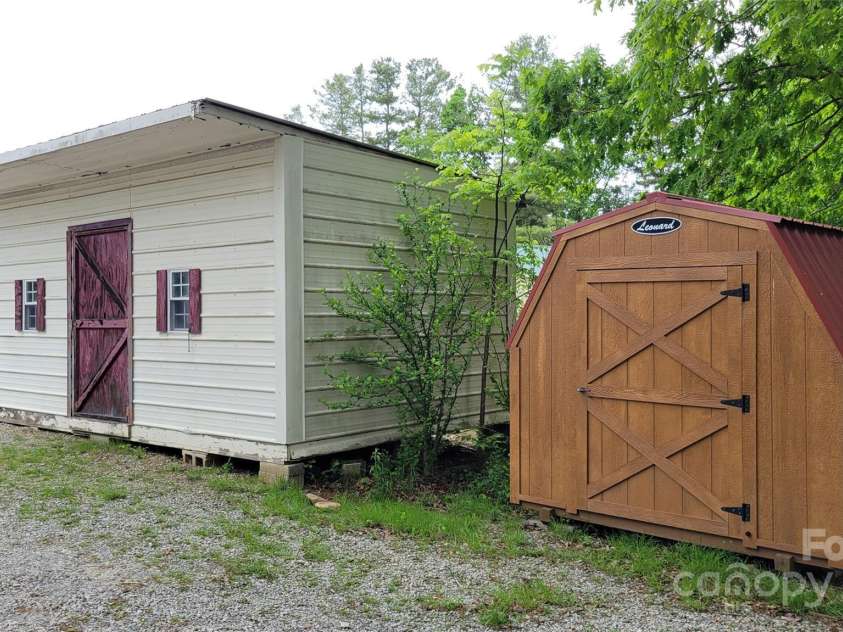 10 Haven Crest Lane, Fletcher, NC 28732.  MLS# CAR4266553, YatesRealty ID 17537. 