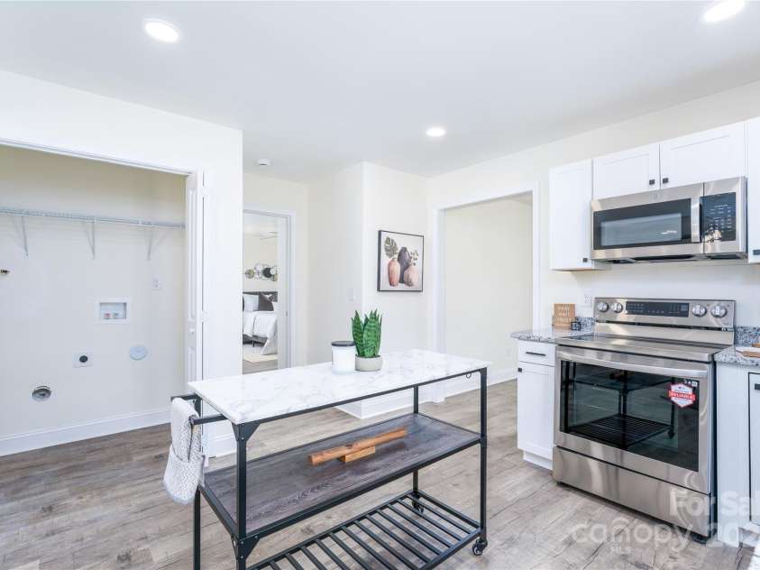 810 Raleigh Avenue, Statesville, NC 28677.  MLS# CAR4266366, YatesRealty ID 17540. Laundry Closet