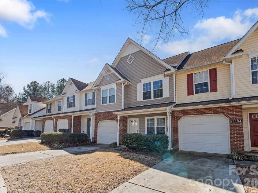 11138 Saintsbury Place, Charlotte, NC 28270.  MLS# CAR4354496, YatesRealty ID 17542. 