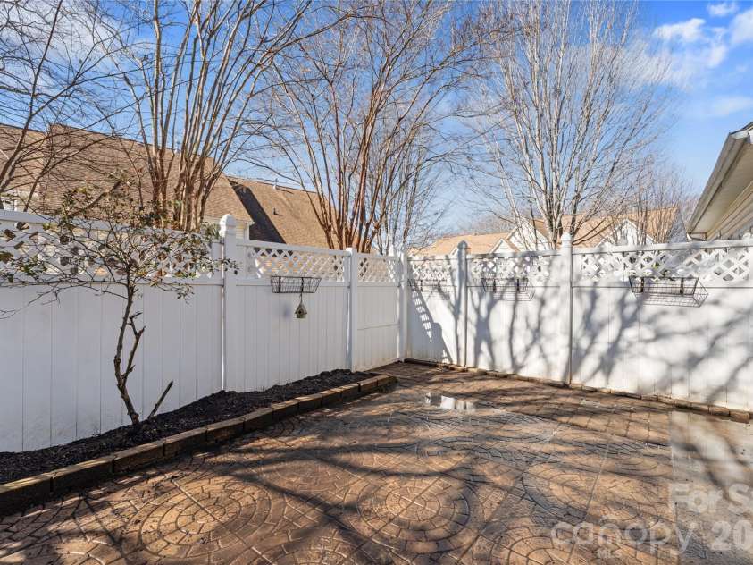 11138 Saintsbury Place, Charlotte, NC 28270.  MLS# CAR4354496, YatesRealty ID 17542. 