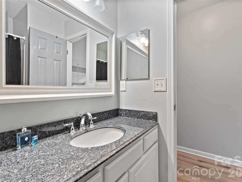 11138 Saintsbury Place, Charlotte, NC 28270.  MLS# CAR4354496, YatesRealty ID 17542. 