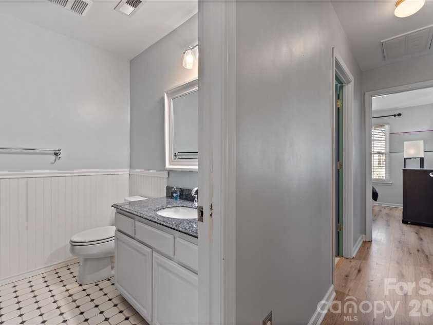 11138 Saintsbury Place, Charlotte, NC 28270.  MLS# CAR4354496, YatesRealty ID 17542. 