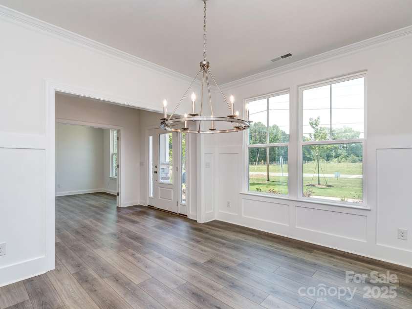 7108 Hambright Road, Huntersville, NC 28078.  MLS# CAR4267647, YatesRealty ID 17542. 
