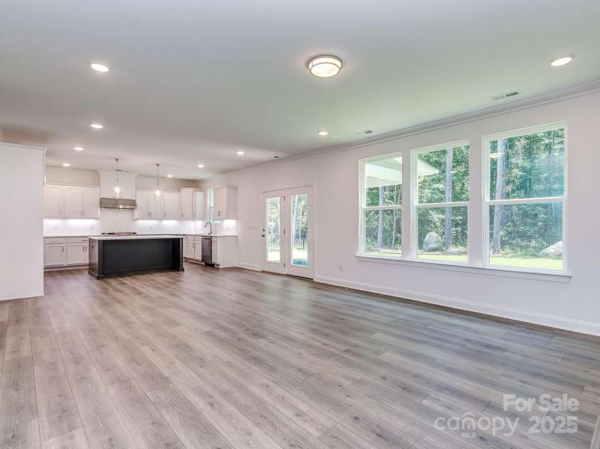7108 Hambright Road, Huntersville, NC 28078.  MLS# CAR4267647, YatesRealty ID 17542. 