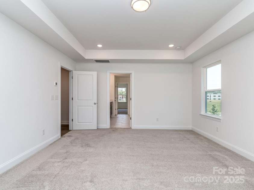 7108 Hambright Road, Huntersville, NC 28078.  MLS# CAR4267647, YatesRealty ID 17542. 