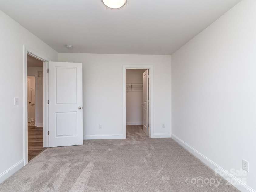 7108 Hambright Road, Huntersville, NC 28078.  MLS# CAR4267647, YatesRealty ID 17542. 