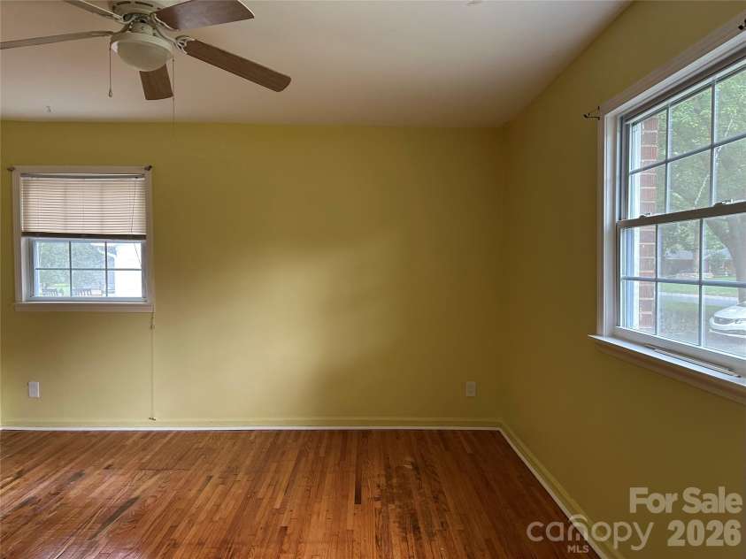 3220 Wiseman Drive, Charlotte, NC 28227.  MLS# CAR4396959, YatesRealty ID 17544. 