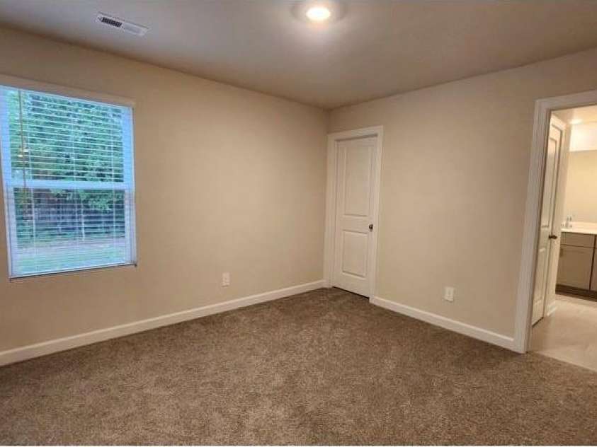 332 Cranford Drive, Pineville, NC 28134.  MLS# CAR4266216, YatesRealty ID 17544. 