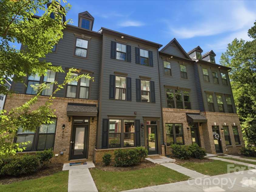 408 Tristram Lane, Charlotte, NC 28205.  MLS# CAR4415475, YatesRealty ID 17545. 