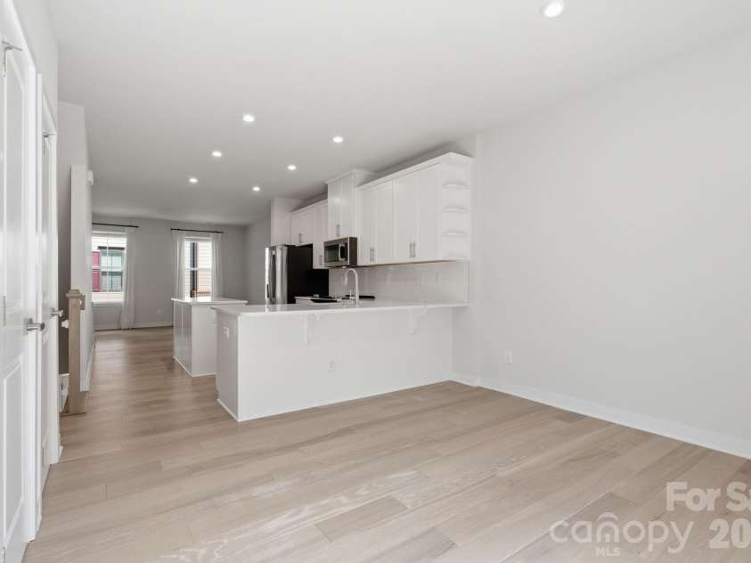 408 Tristram Lane, Charlotte, NC 28205.  MLS# CAR4415475, YatesRealty ID 17545. 