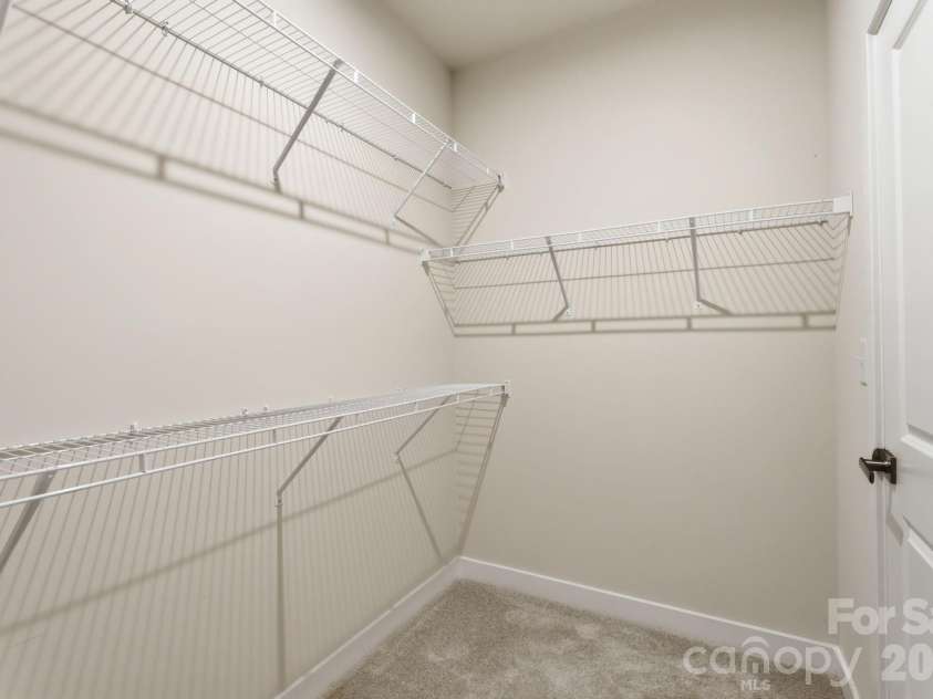 408 Tristram Lane, Charlotte, NC 28205.  MLS# CAR4415475, YatesRealty ID 17545. 