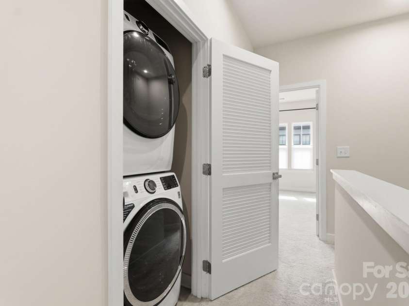 408 Tristram Lane, Charlotte, NC 28205.  MLS# CAR4415475, YatesRealty ID 17545. 