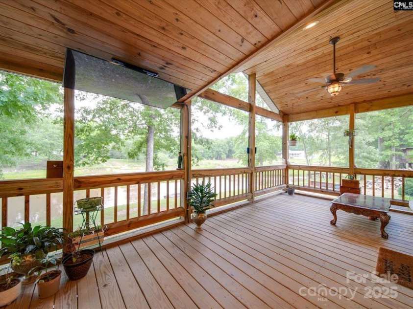 1989 White Oak Road, Camden, SC 29020.  MLS# CAR4267070, YatesRealty ID 17546. 