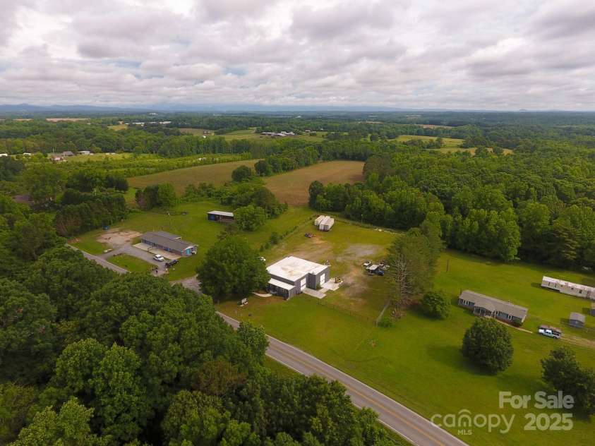 1028 Washburn Switch Road, Shelby, NC 28150.  MLS# CAR4267658, YatesRealty ID 17547. 