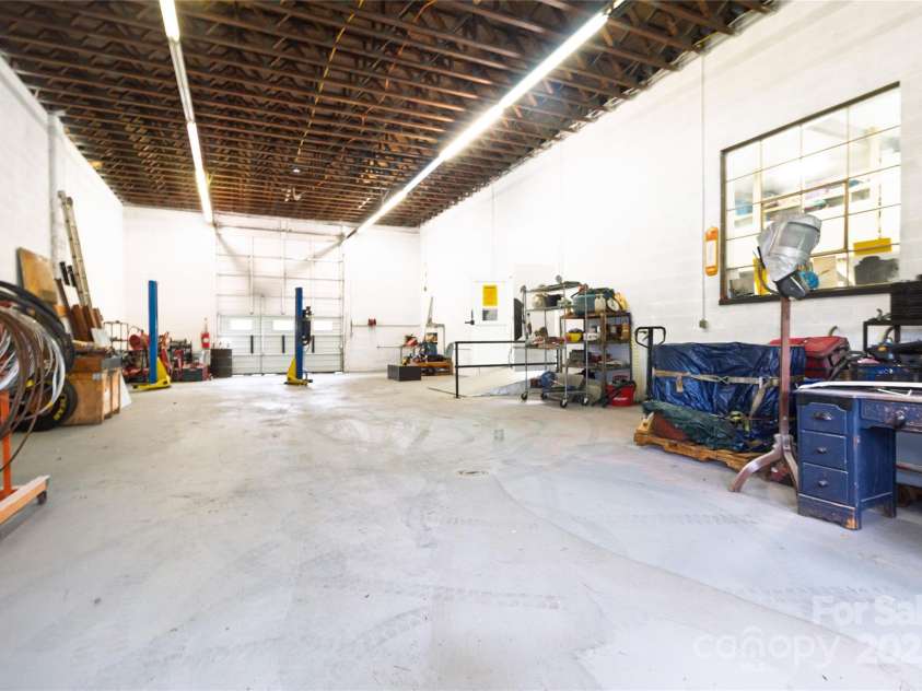 1028 Washburn Switch Road, Shelby, NC 28150.  MLS# CAR4267658, YatesRealty ID 17547. 