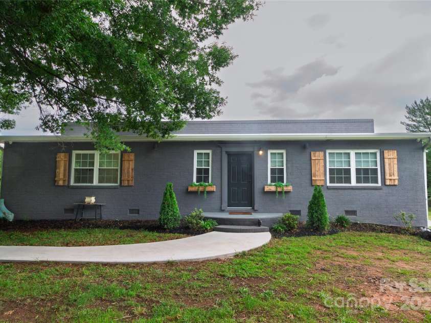 1028 Washburn Switch Road, Shelby, NC 28150.  MLS# CAR4267658, YatesRealty ID 17547. 