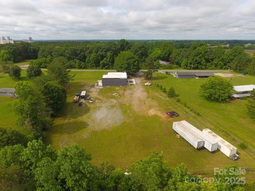 1028 Washburn Switch Road, Shelby, NC 28150.  MLS# CAR4267658, YatesRealty ID 17547. 