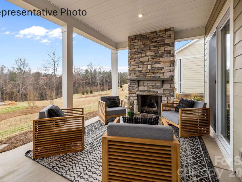 1468 Twin Leaf Road, Fort Mill, SC 29715.  MLS# CAR4368402, YatesRealty ID 17547. 
