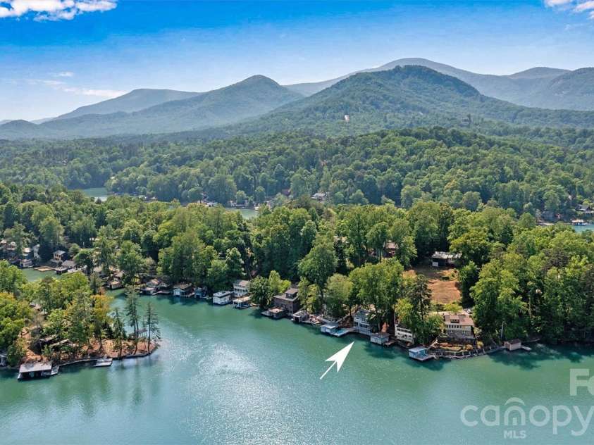 462 Charlotte Drive, Lake Lure, NC 28746.  MLS# CAR4375186, YatesRealty ID 17548. 