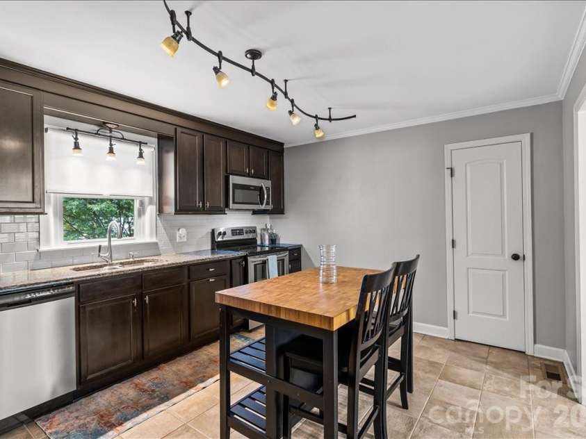 438 Union Cemetery Road, Concord, NC 28027.  MLS# CAR4373356, YatesRealty ID 17549. 
