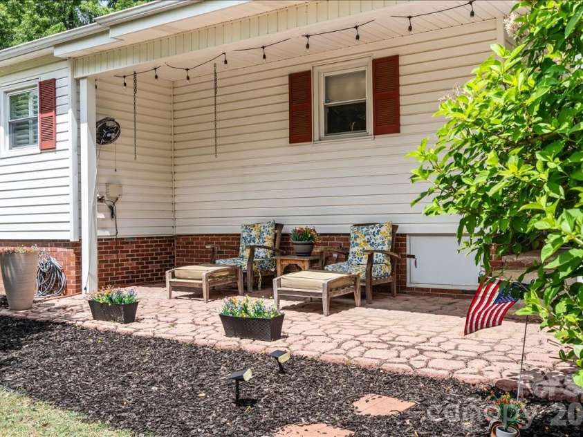 438 Union Cemetery Road, Concord, NC 28027.  MLS# CAR4373356, YatesRealty ID 17549. 