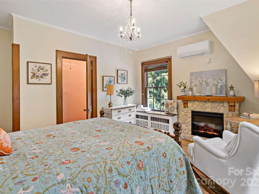 147 Preservation Way, Waynesville, NC 28786.  MLS# CAR4264584, YatesRealty ID 17550. Bedroom