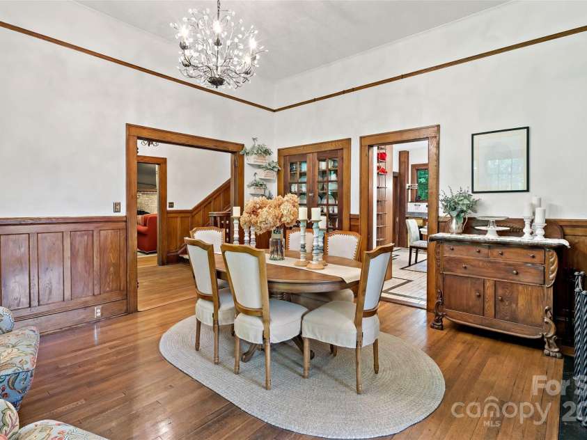 147 Preservation Way, Waynesville, NC 28786.  MLS# CAR4264584, YatesRealty ID 17550. Dining Area off kitchen