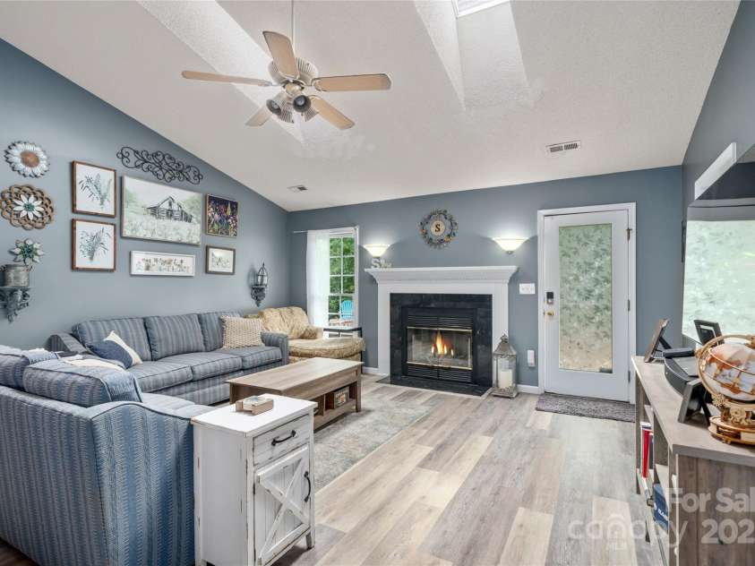 60 Southchase Drive, Fletcher, NC 28732.  MLS# CAR4288335, YatesRealty ID 17551. 