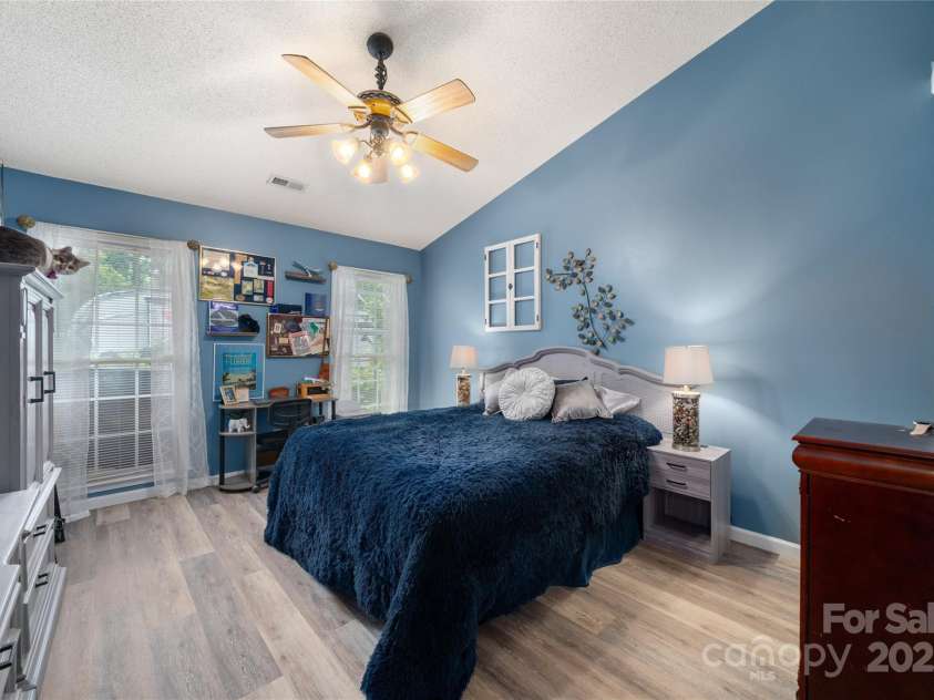 60 Southchase Drive, Fletcher, NC 28732.  MLS# CAR4288335, YatesRealty ID 17551. 