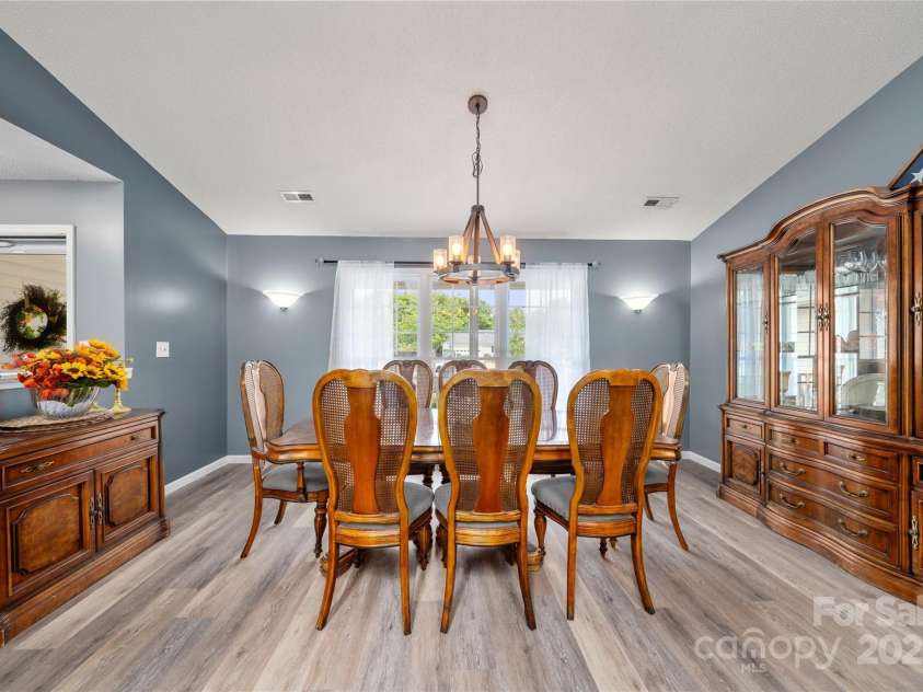 60 Southchase Drive, Fletcher, NC 28732.  MLS# CAR4288335, YatesRealty ID 17551. 