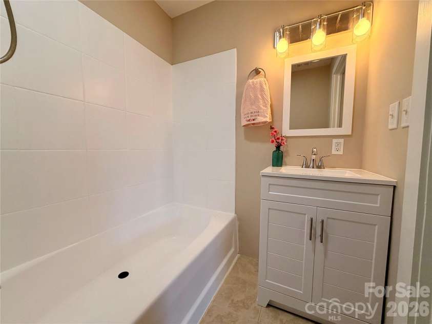 18 MIDWAY Street, Granite Falls, NC 28630.  MLS# CAR4373121, YatesRealty ID 17554. 