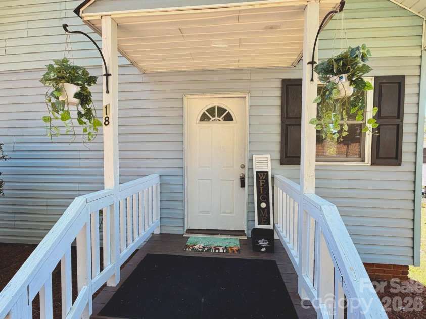 18 MIDWAY Street, Granite Falls, NC 28630.  MLS# CAR4373121, YatesRealty ID 17554. 