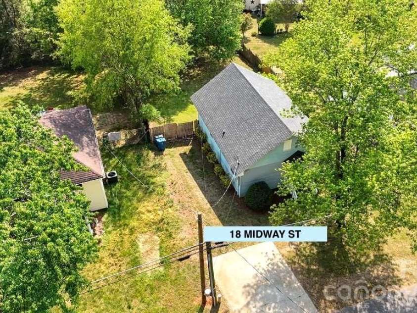 18 MIDWAY Street, Granite Falls, NC 28630.  MLS# CAR4373121, YatesRealty ID 17554. 