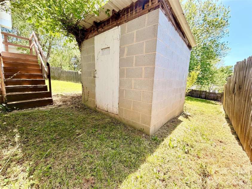 18 MIDWAY Street, Granite Falls, NC 28630.  MLS# CAR4373121, YatesRealty ID 17554. Building Storage