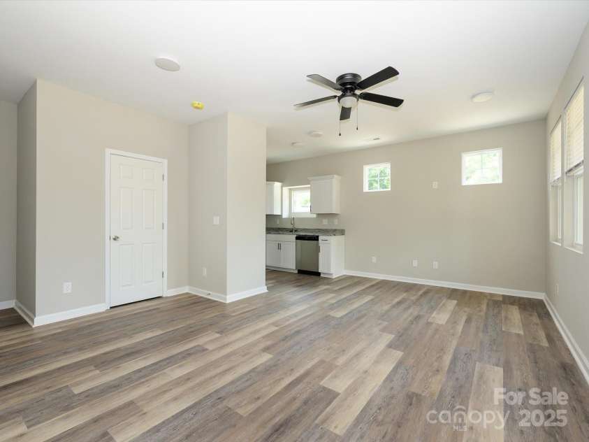 614 Kings Mountain Street, Clover, SC 29710.  MLS# CAR4267782, YatesRealty ID 17554. 